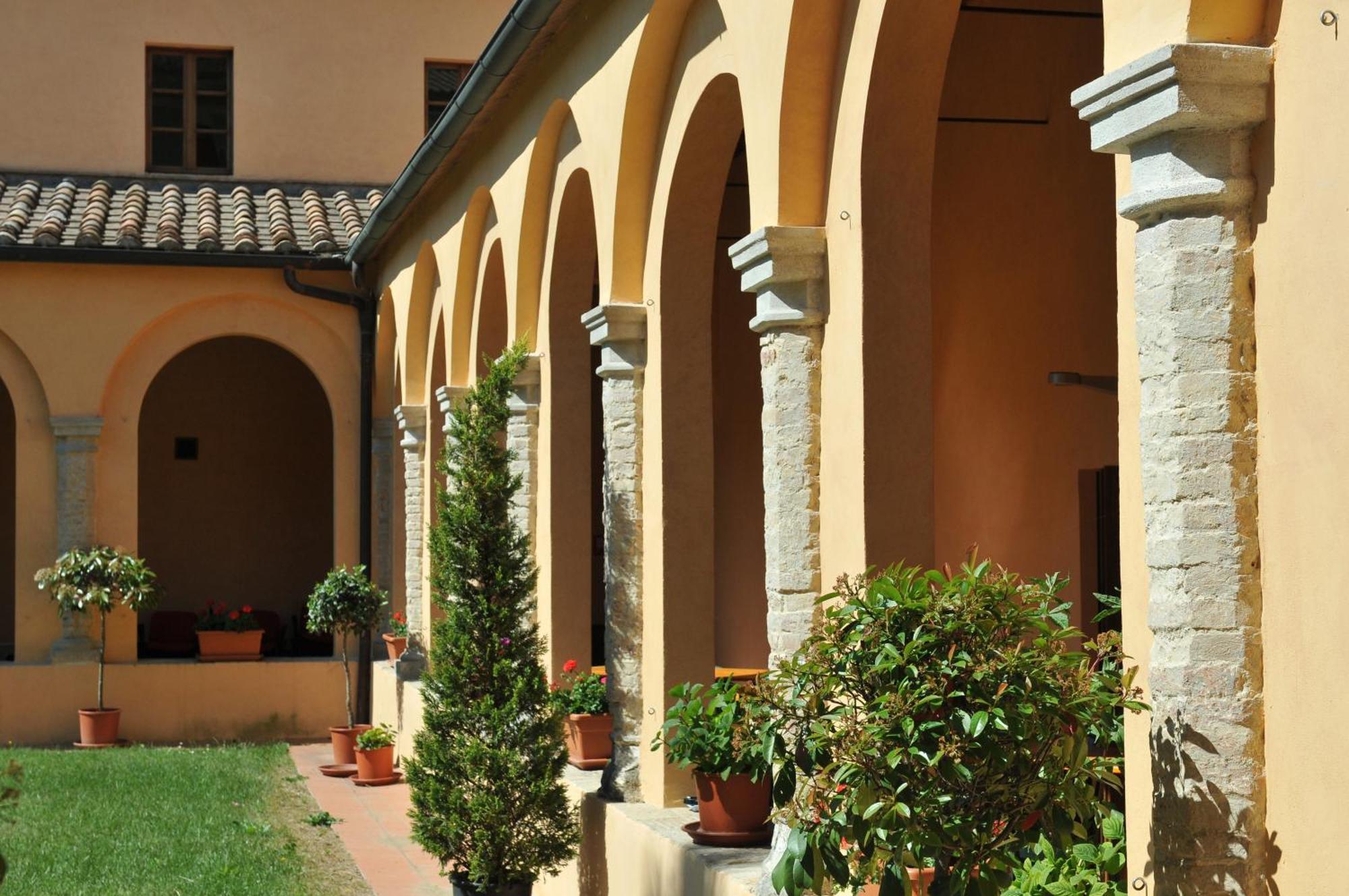 Chiostro Delle Monache Hostel 볼테라 외부 사진